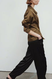 The Loom Atelier – Chemise Tucked Line khaki